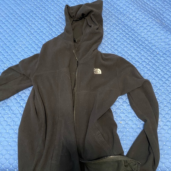 BOYS CLOTHING - Picture 16 of 16